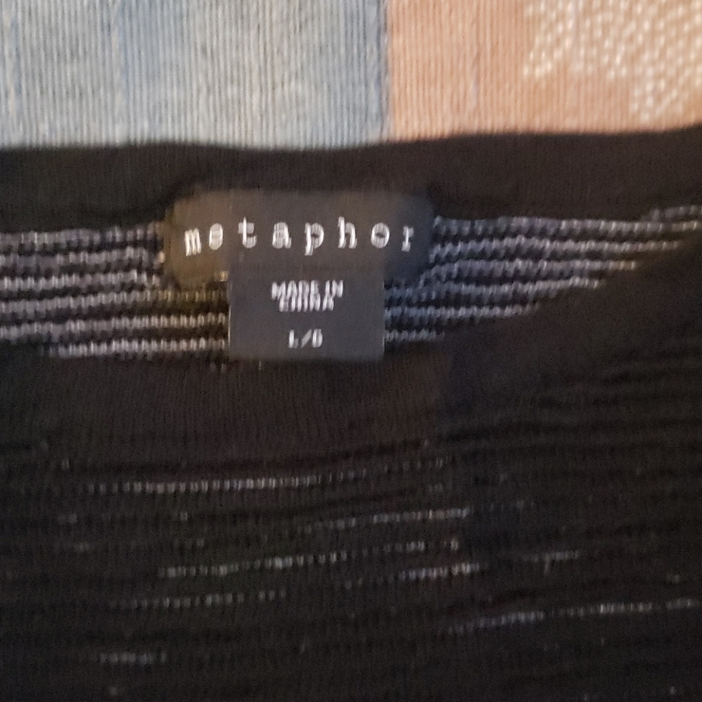 Sweater - Picture 3 of 5